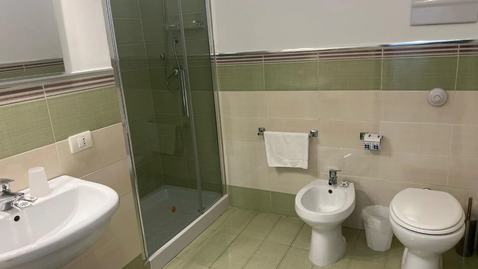 Central Station Palermo Guest house